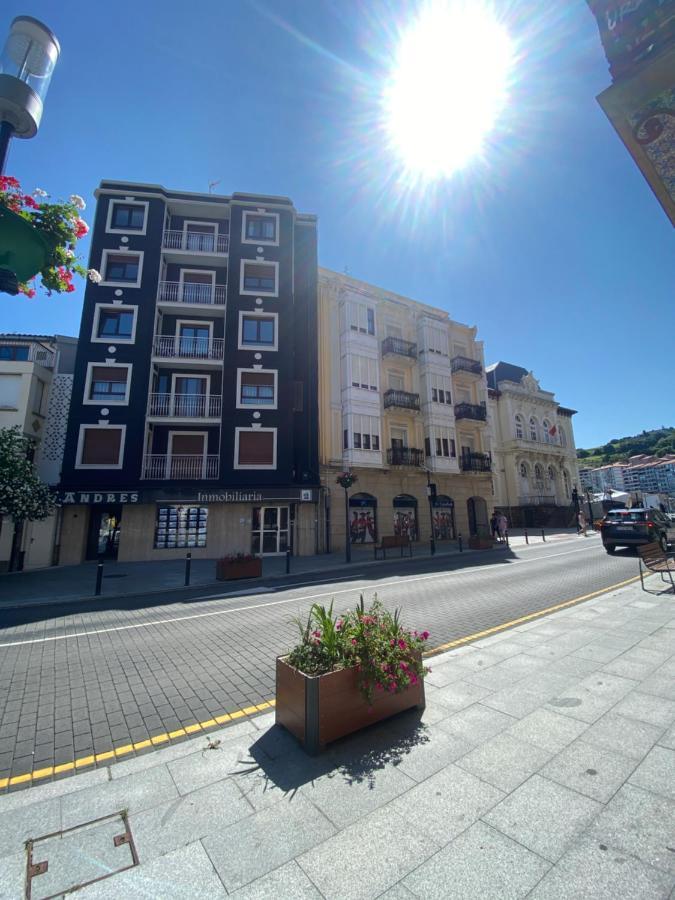 Etxie La Casa Taraska Lägenhet Bermeo Exteriör bild